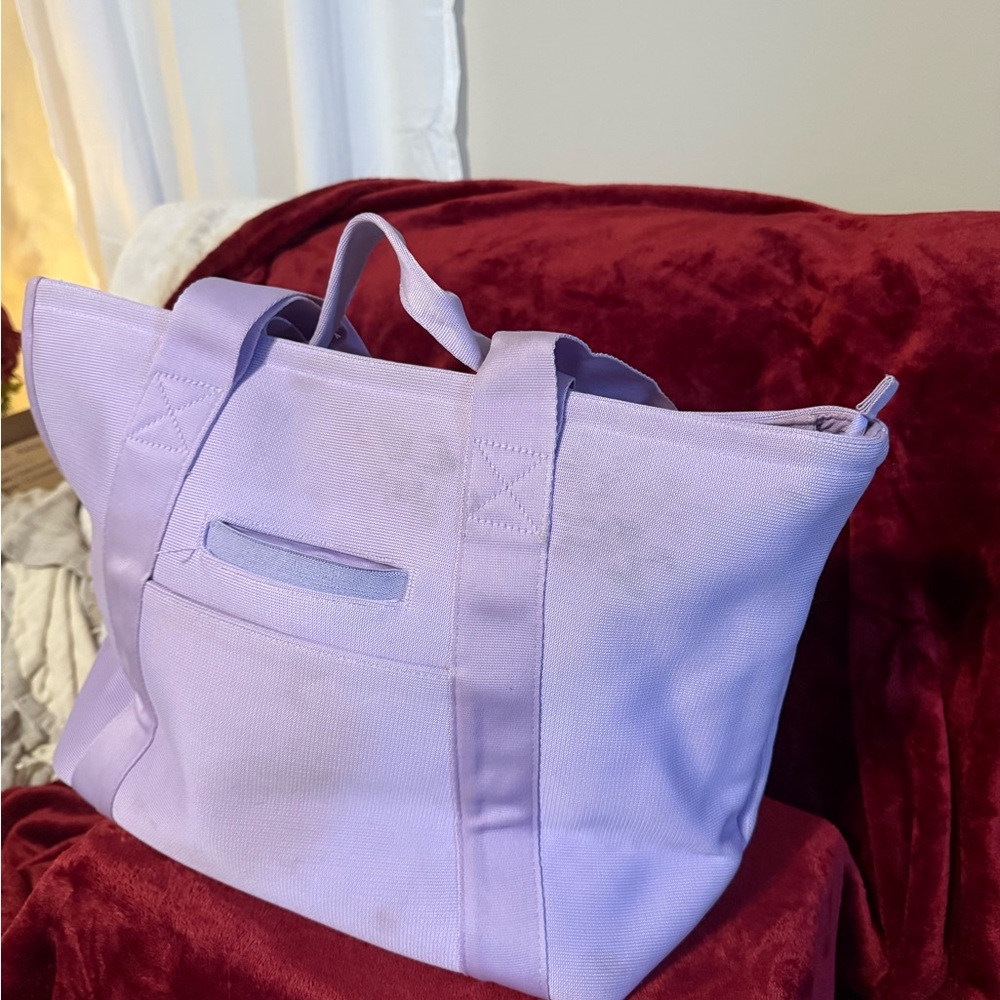 Wild One Everyday Carrier